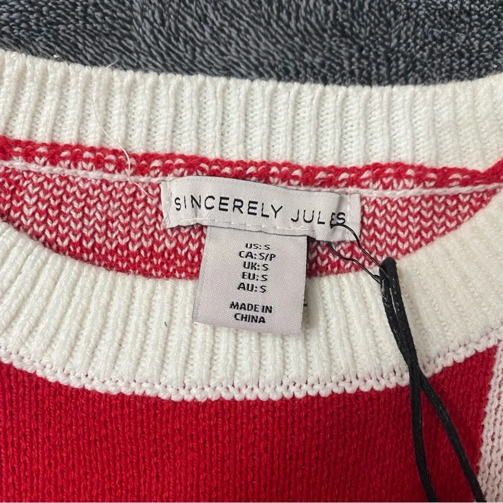 NWT Sincerely Jules Red and White Heart-Pattern Crewneck Woman’s Sweater SZ S - Picture 5 of 9